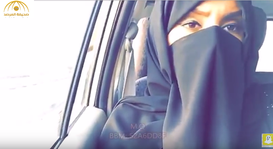 بالفيديو: فتاة خليجية على "سناب شات" تنزع "النقاب" وتهاجم متابعيها