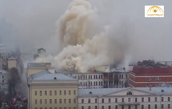 بالفيديو والصور:اندلاع حريق ضخم في أحد مباني وزارة الدفاع الروسية في موسكو