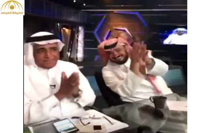 بالفيديو : "العمري" يتفاعل مع أغنية عن "الأهلي".. والفراج ينفجر ضاحكا "المطوع خرب"