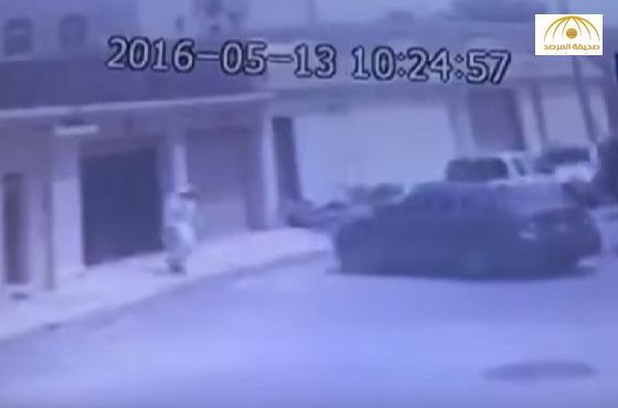 بالفيديو: سرقة سيارة من داخل منزل صاحبها بالدمام