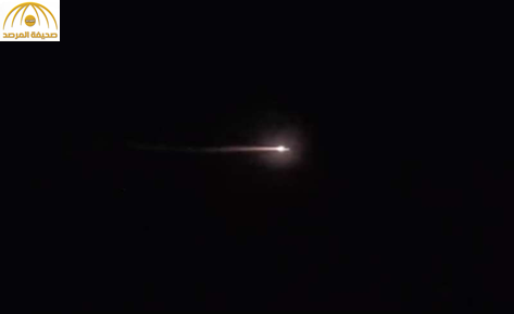 شاهد: كتلة نارية في سماء مظلمة يعتقد تعود للطائرة المصرية المنكوبة