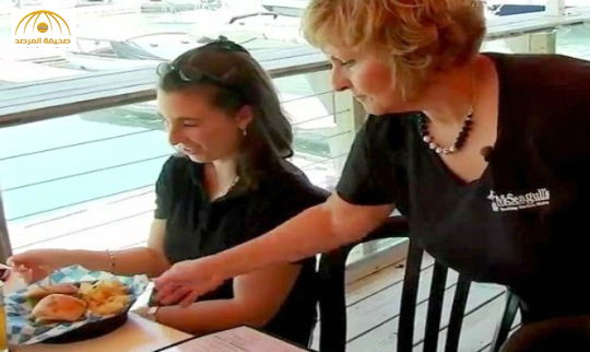 زوجة حاكم ولاية أمريكية تعمل نادلة في مطعم لتوفير دخل إضافي