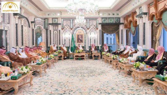 بالصور:خادم الحرمين يستقبل العلماء والرئيس العام لشؤون المسجد الحرام والمسجد النبوي