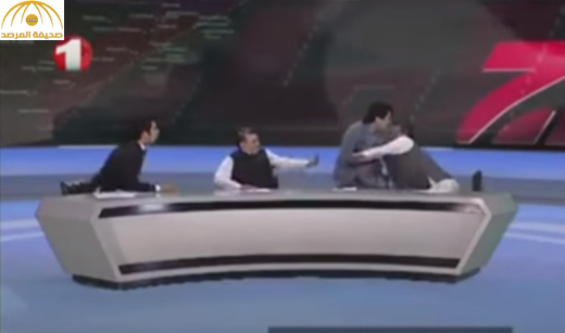 بالفيديو: أفغان يحولون حوار تلفزيوني إلى حلبة مصارعة