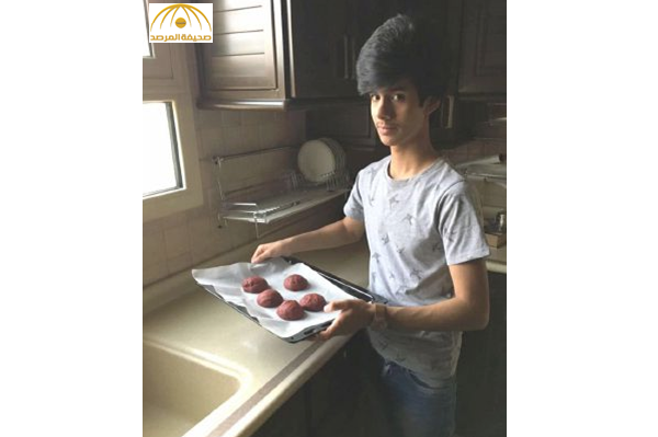 بالصور: شاب سعودي لا يخجل من دخول المطبخ...ويخطط لتحقيق مشروعه