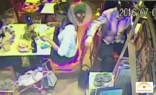 بالفيديو:شاهد لحظة سرقة حقيبة فتاة كويتية داخل مطعم بلندن