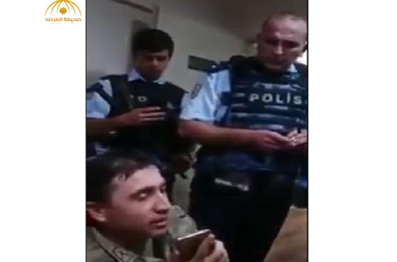 بالفيديو:لحظة القبض على أحد قادة الانقلاب العسكري في تركيا