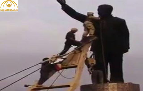 بالفيديو..محطم تمثال صدام حسين: نادم على ما فعلت.. فبعد صدام عُدنا للقرون الوسطى