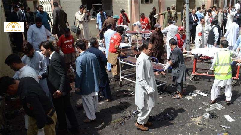 شاهد: لحظة تفجير مستشفى في باكستان أودى بحياة 70 شخصا - فيديو