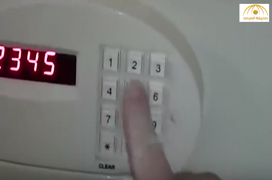 بالفيديو: لهذا السبب يجب أن لا تثق بخزنة غرفة الفندق