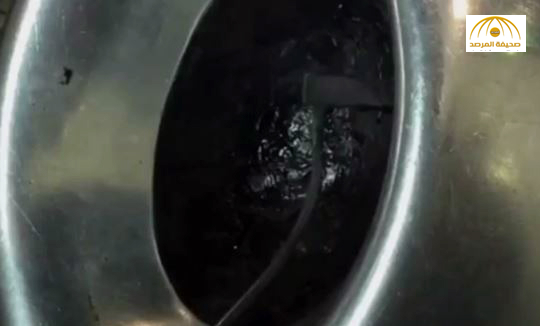 بالفيديو : شاهد الحجر الأسود من الداخل