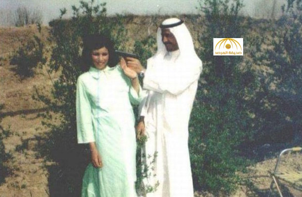 صورة قديمة  لـ“صدام حسين” وهو يهدد زوجته الأولى بالقتل