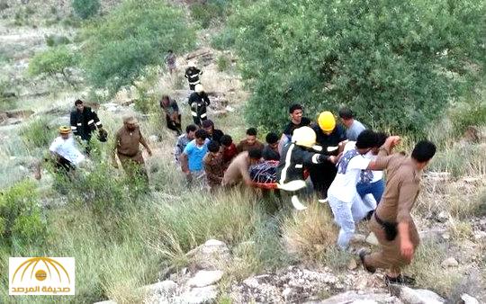 بالصور: سقوط دورية بمنحدر جبلي و مصرع رجل أمن وإصابة آخر بالعارضة