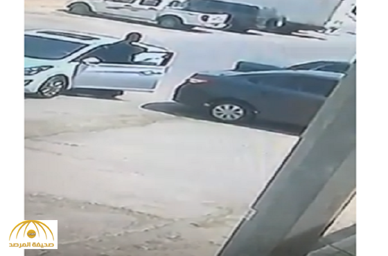 شرطة الرياض تطيح بـ"لص المنازل" بعد فيديو "فك اللوحة"