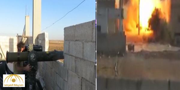 بالفيديو : لحظة استهداف مجموعة كاملة من قوات الأسد في حماة بصاروخ "تاو"