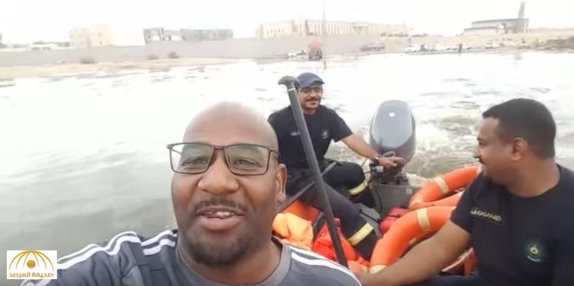 بالفيديو: الأمطار تحوّل حياً بالأحساء لبحيرة.. ومواطن يوثق ما حدث لمنزله!