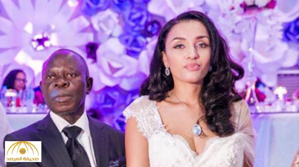 بالصور.. قصة زواج حاكم ولاية نيجيرية بمضيفة الخطوط الإماراتية التي تصغره بـ 34 عامًا