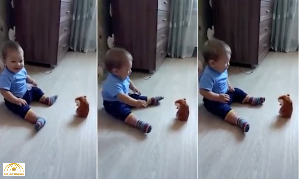 بالفيديو: شاهد ردة فعل طفل "رضيع" بعد اهتزاز  لعبة "السنجاب"