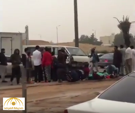 بالفيديو.. إصابة طلاب ابتدائي في تصادم حافلة بالدائري الجنوبي في الرياض