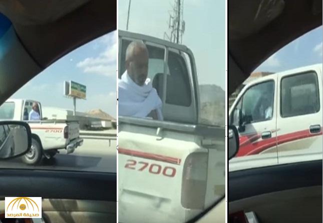 بالفيديو: حارس الاتحاد السابق يركب في صندوق "هايلوكس" وهو محرم .. والمغردون يستغربون