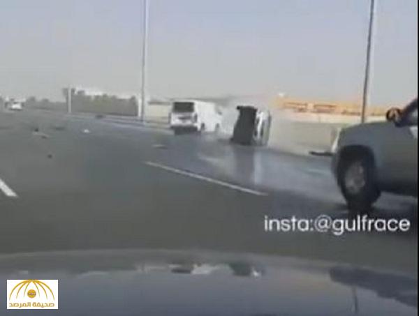 بالفيديو: صاحبا مقطع المطاردة واصطدام السيارات بجدة .. في قبضة الأمن