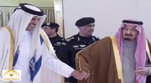 بالفيديو: شاعر قطري ينظم قصيدة "يا مرجع عهد الفخر والفتوحات" احتفالاً بالملك سلمان