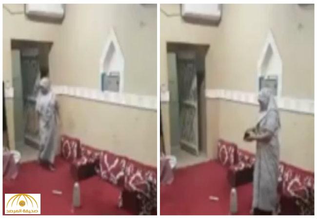 بالفيديو: شاهد كيف ضبط مواطن “خادمته” أثناء  سرقة محفظته!