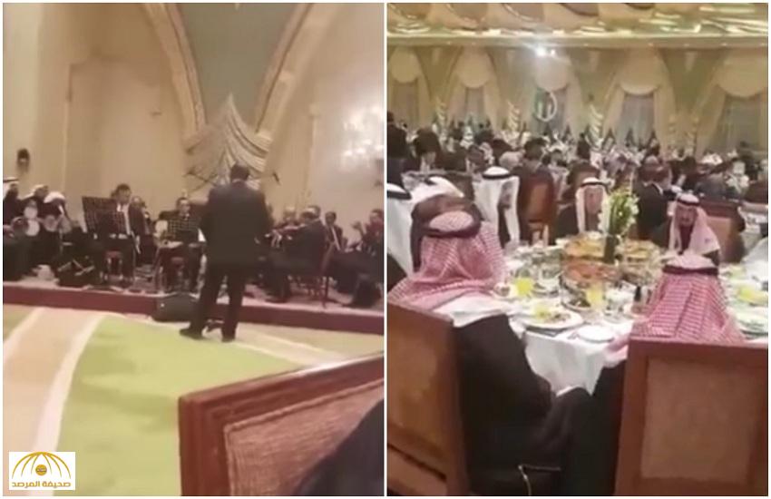 بالفيديو.. لقطات "لم تشاهدها من قبل" أثناء حضور الملك حفل عشاء أمير الكويت !