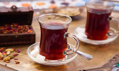 “The Benefits and Risks of Drinking Tea: Insights from a Moscow Health Specialist”