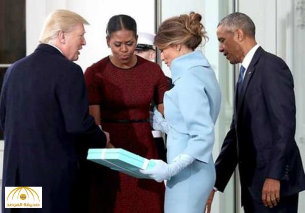 ماذا كان بداخل “العلبة الزرقاء” هدية ميلانيا ترامب لـ”ميشيل أوباما” ؟