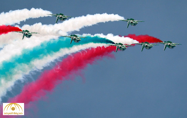 بالصور.. طائرات سعودية ترسم لوحات فنية في سماء الرياض