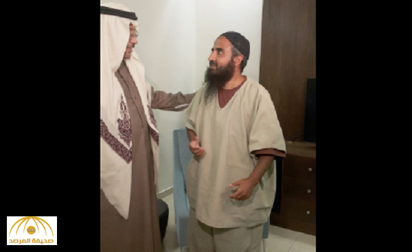 بالفيديو: أول تعليق لـ«جبران القحطاني» المعتقل السابق بـ«غوانتانامو» فور وصوله للمملكة !