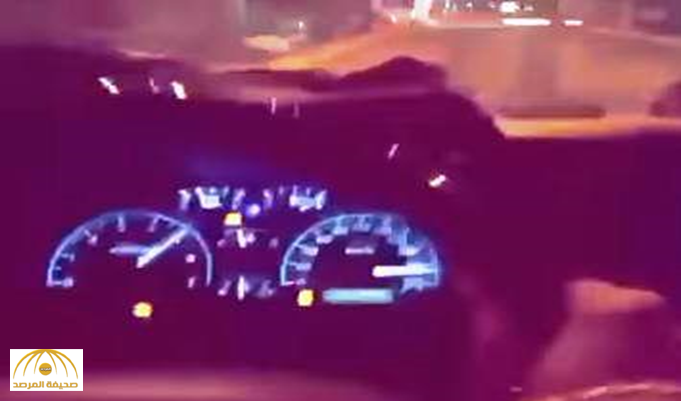 شرطة تبوك تطيح بـ"السائق المتهور" صاحب مقطع القيادة على سرعة 200 كيلو- فيديو !