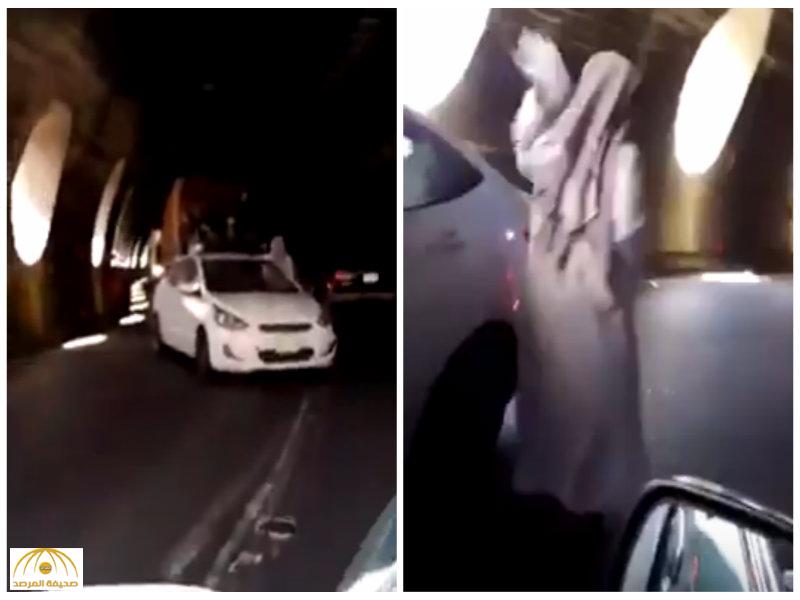 بالفيديو: مواطن يعطل حركة السير داخل نفق بعسير ويقوم بتصرفات غريبة أمام سيارته!