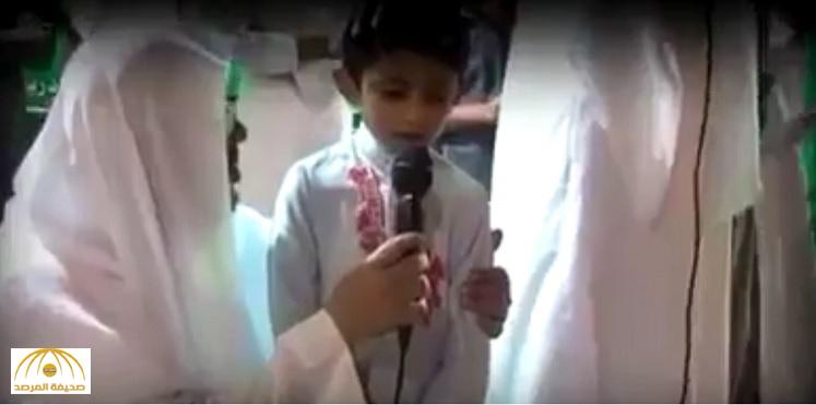 بالفيديو:  غضب شريحة واسعة من السعوديين  بعد توبة طفل في فعالية دعوية