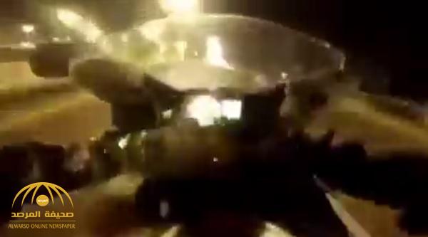 بالفيديو: شاب يوثق لحظة تعرضه لحادث مروع بدراجته النارية في جازان