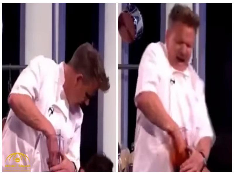 معروف بوجه العابس دائماً..فيديو:خلاط يقطع يد طباخ بريطاني شهير على الهواء..شاهد ردة فعل الجمهور