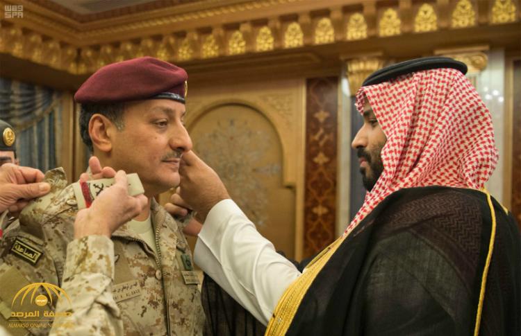 بالصور : ولي ولي العهد يقلد قائد القوات البرية رتبته الجديدة