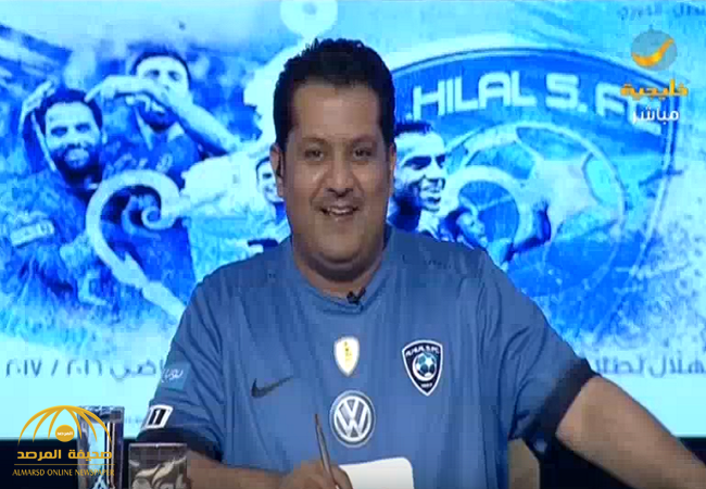 بالفيديو:العجمة يقدم برنامجه بقميص نادي الهلال!