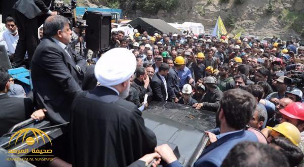 بالفيديو والصور : لحظة الاعتداء على موكب "روحاني" من عائلات ضحايا منجم "قولستان"