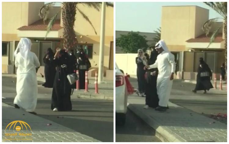 بالفيديو: شاهد .. سعودي يفاجئ زوجته أمام جامعتها بطريقة رومانسية !