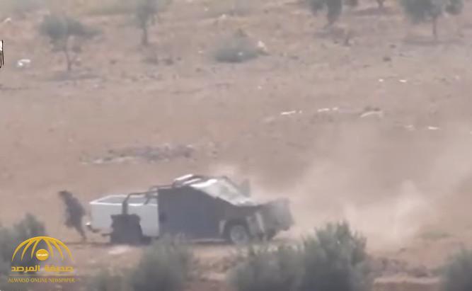 شاهد بالفيديو: لحظة هروب "انتحاري داعشي" بعد تعطل سيارته المفخخة!
