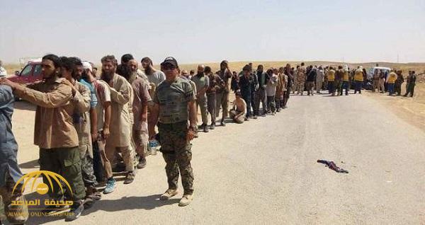 بالصور.. العشرات من مسلحي "داعش" يسلمون أنفسهم لقوات "البيشمركة"