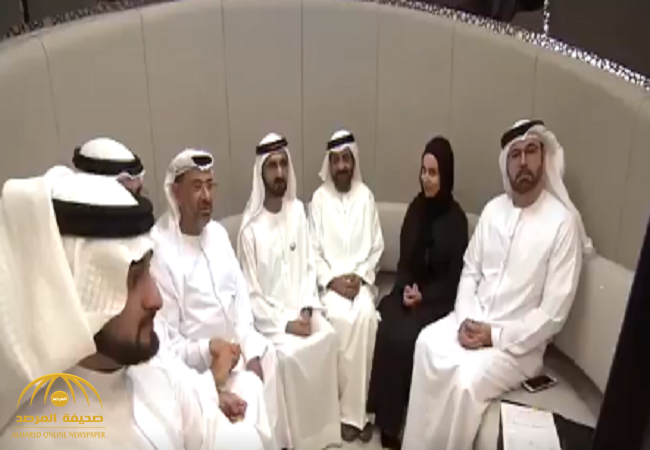 بالفيديو.. محمد بن راشد شاهد على  زواج  بواسطة "الروبوت" الذي يربط بين القاضي  وأهل العروسين