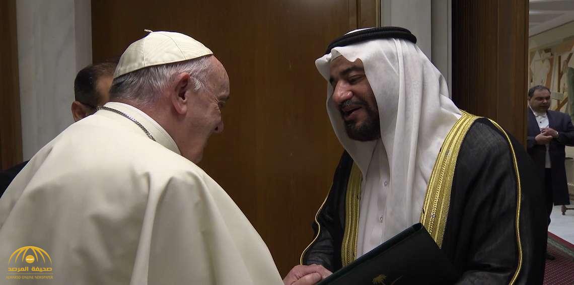 فيديو: تفاصيل زيارة وكيل وزارة الشؤون الإسلامية "عبد الله اللحيدان"  لـ" البابا فرانسيس" بالفاتيكان