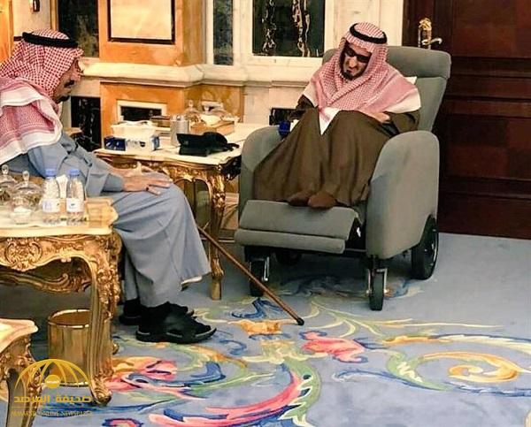 بالصور .. الملك سلمان يزور أخاه الأكبر الأمير بندر بقصره في الرياض