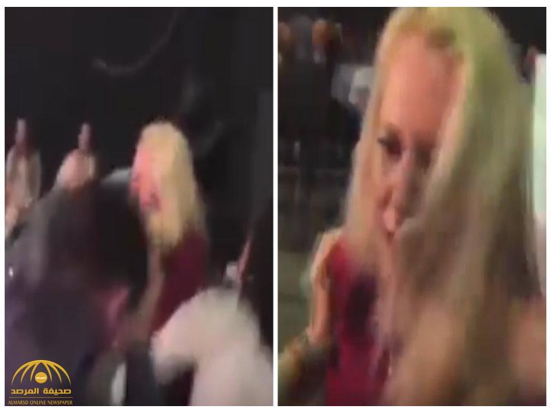 بالفيديو:شاهد روسية تضرب زوجها  قبل "الفضيحة" على الهواء !