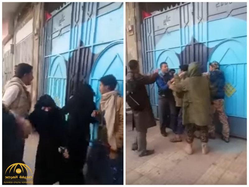 الهمجية والفوضى هو القانون السائد..شاهد :حوثيون يعتدون على معلمات أمام مدرسة بصنعاء