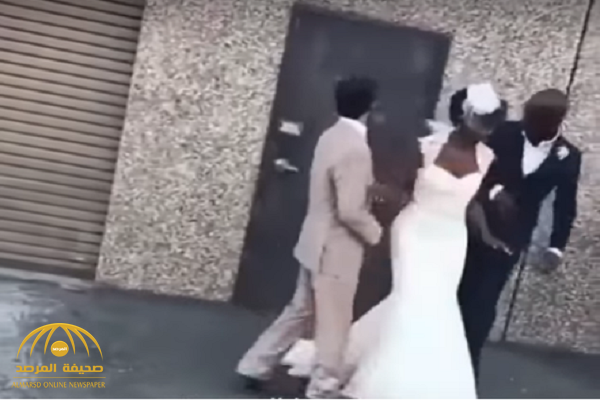 شاهد.. كيف تسببت "حمامة" في إحراج عروسة خلال حفل زفافها!