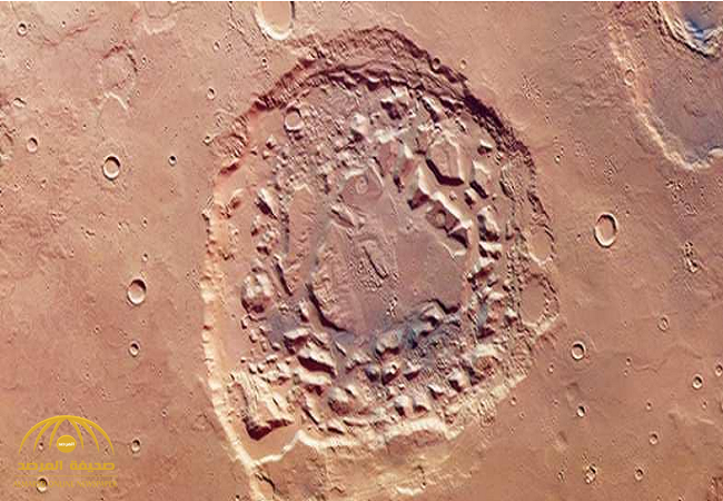 التقطت على كوكب "المريخ" وأظهرت هذه العلامات .. لماذا حيرت هذه الصورة العالم